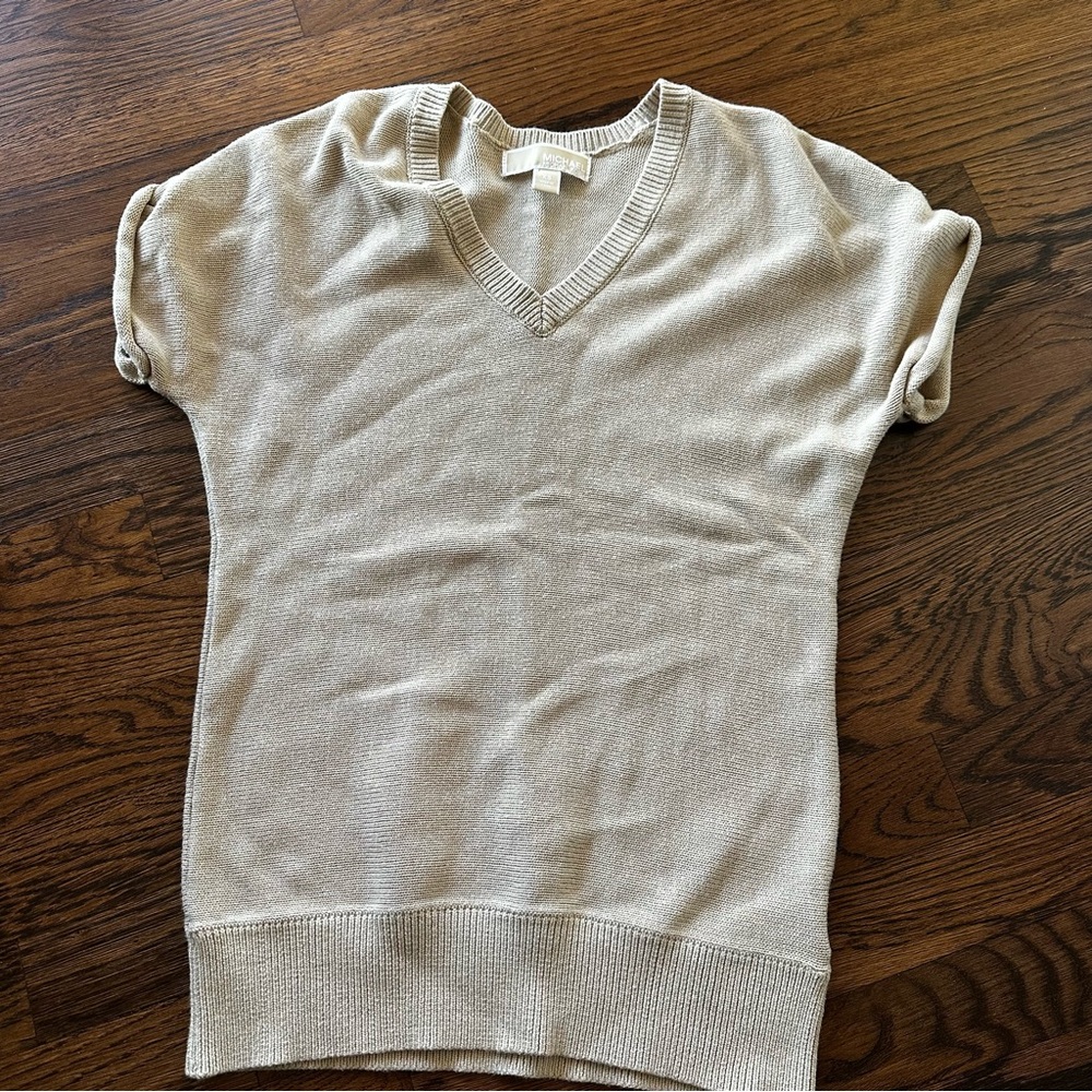 Michael Kors cream V-Neck knit short sleeve sweater